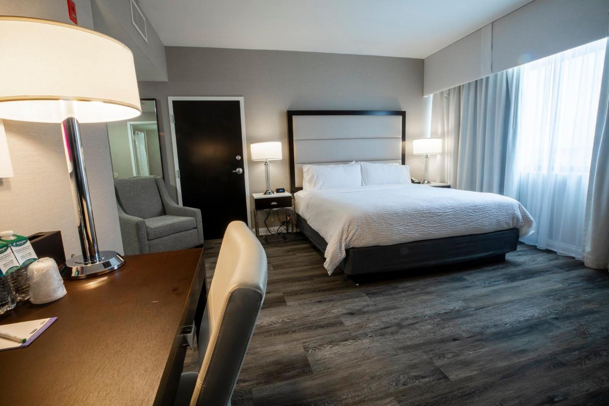 Holiday Inn Wilmington By Ihg Gurneyville Ngoại thất bức ảnh